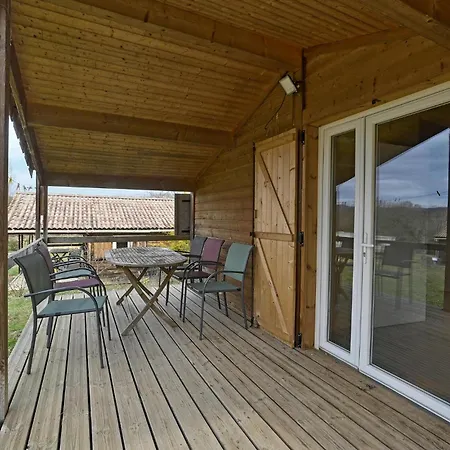 Lovely Home In Barjac With Outdoor Swimming Pool Сasa de vacaciones *