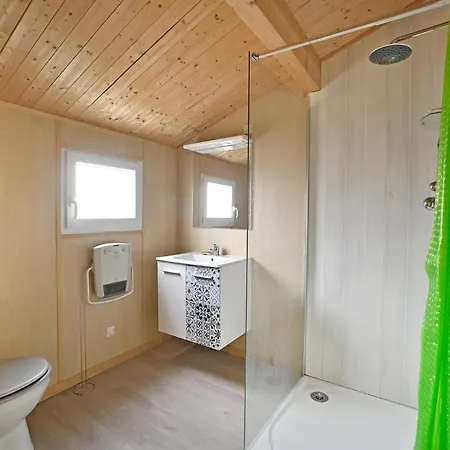 בית נופש In With Kitchen